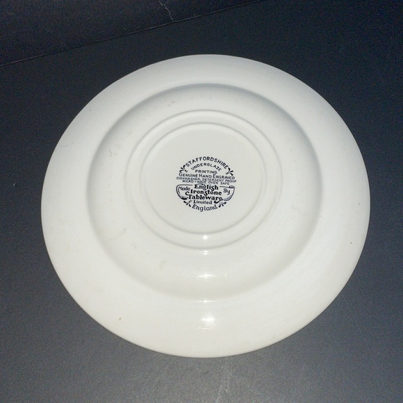 Staffordshire English Ironstone Tableware Dinner & Bread Plates England - Picture 6 of 9